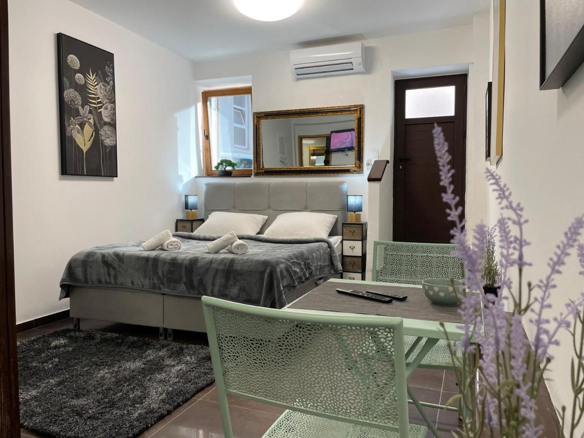 Tequila Apartments (Adults Only) Zadar Dış mekan fotoğraf
